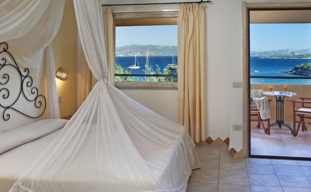Hotel Capo D'Orso Thalasso & Spa 팔라우 객실 사진