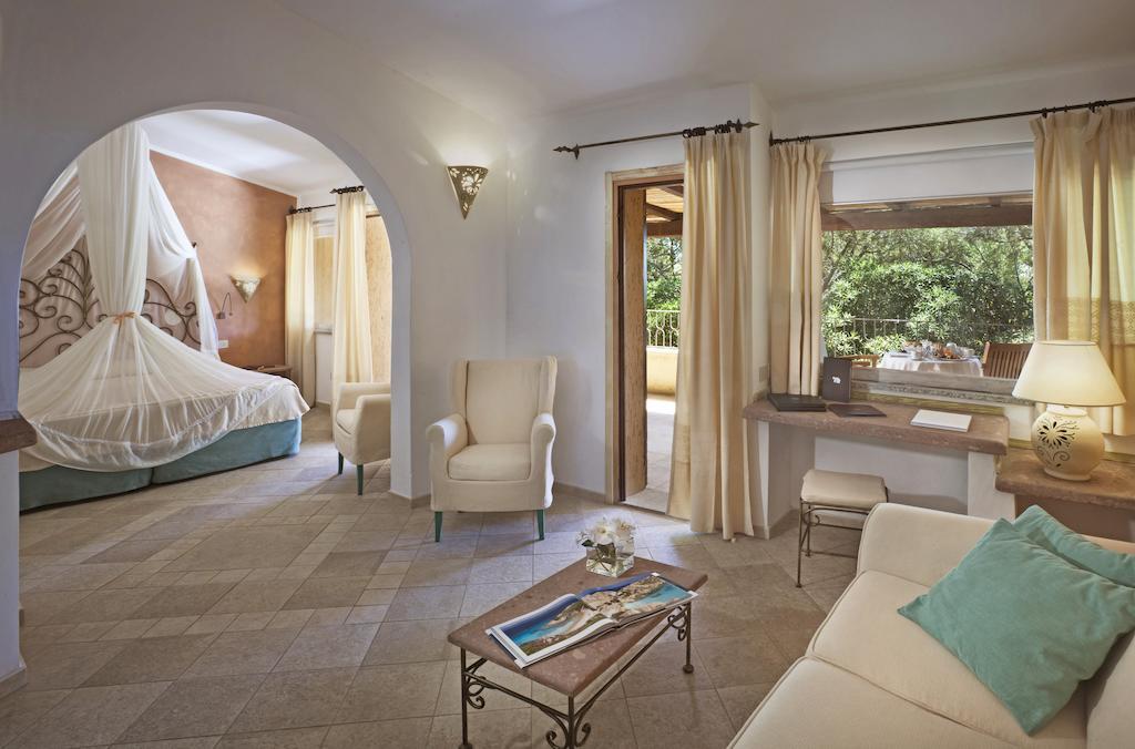 Hotel Capo D'Orso Thalasso & Spa 팔라우 객실 사진